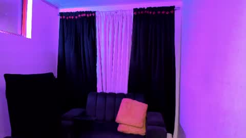 MEGANNNN online show from July 10, 11:48 pm