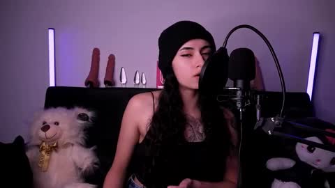 Alynn online show from March 19, 2:16 am