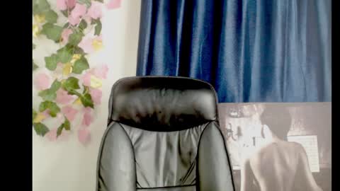 Stella online show from December 9, 10:41 pm