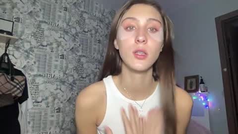 pussygirl007 online show from January 26, 7:21 am