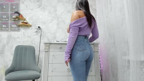 Snapshot of pussysweet9 chatting on September 17, 6:28 pm Love online show from September 17, 6:28 pm