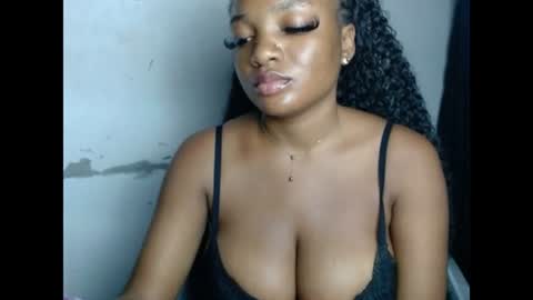 pussyxwetx online show from July 19, 1:52 am
