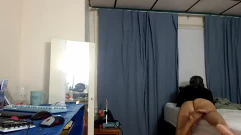 putiputi4u online show from July 17, 3:33 am
