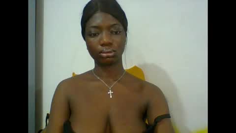 Snapshot of pweedy_ora chatting on September 15, 9:55 pm ora online show from September 15, 9:55 pm