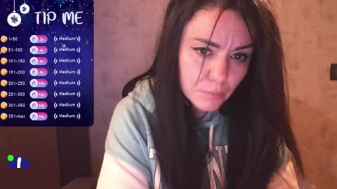 L online show from November 3, 9:41 pm