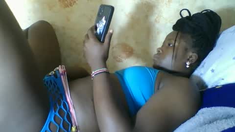 queen315810 online show from March 17, 8:40 am