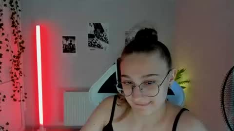 Amelie online show from July 14, 10:21 am