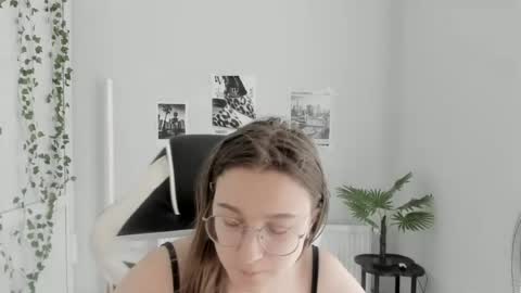 Amelie online show from June 26, 8:37 am