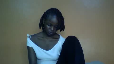 queen_banice online show from February 16, 5:24 pm