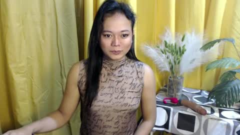 queen_ennah online show from July 14, 6:12 pm