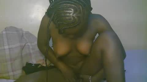 queen_latasha online show from May 2, 2:26 am