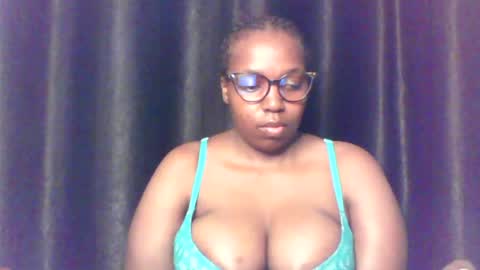QUEEN online show from June 27, 12:22 pm