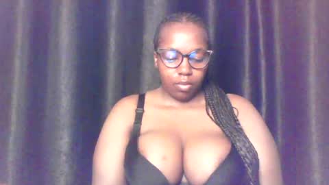 QUEEN online show from June 25, 4:01 am