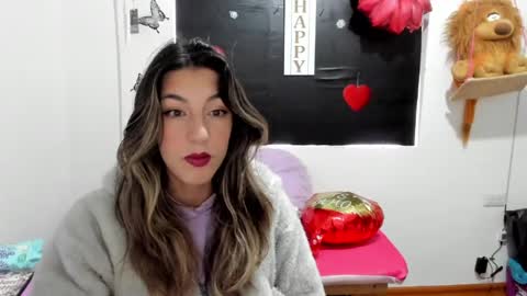 Snapshot of queen_natttyy chatting on February 24, 2:14 pm queen_natttyy online show from February 24, 2:14 pm