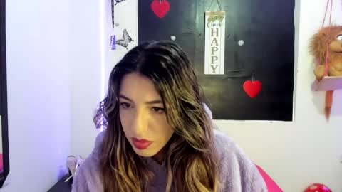 Snapshot of queen_natttyy chatting on February 18, 1:00 pm queen_natttyy online show from February 18, 1:00 pm