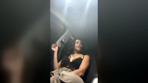 queen_reyna68 online show from July 13, 8:04 am