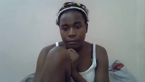 Snapshot of queen_sly chatting on October 15, 9:56 am queen_sly online show from October 15, 9:56 am