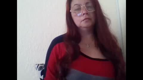 Snapshot of queenfitnnes_82 chatting on January 28, 7:53 pm queenfitnnes 82 online show from January 28, 7:53 pm
