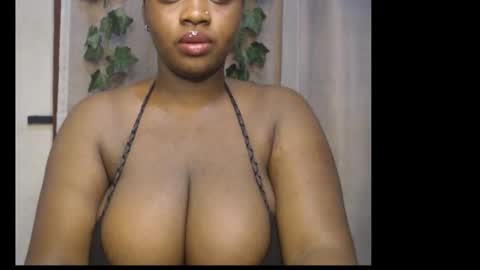 Zoey online show from March 4, 8:21 am