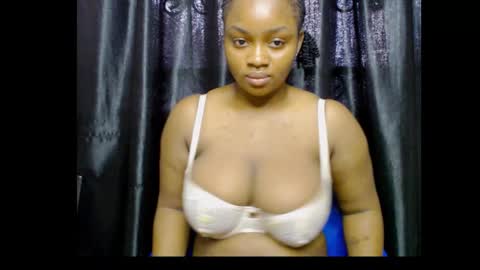 Zoey online show from November 30, 9:35 am