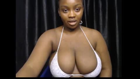 Zoey online show from February 10, 9:29 pm