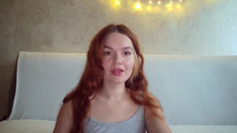 QueenOfModels online show from February 4, 9:07 am