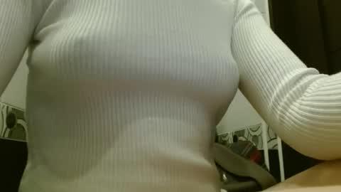 queenoftenderness online show from March 1, 9:25 pm