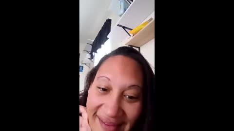 queenp131788 online show from March 15, 8:22 pm