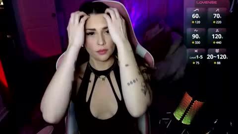 queenx_lexy online show from January 8, 9:44 pm