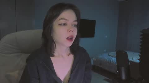 quietluxury online show from December 21, 10:41 am