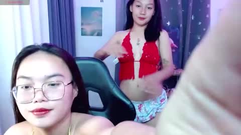 Snapshot of quinne_miles chatting on September 22, 1:20 pm Quinne online show from September 22, 1:20 pm