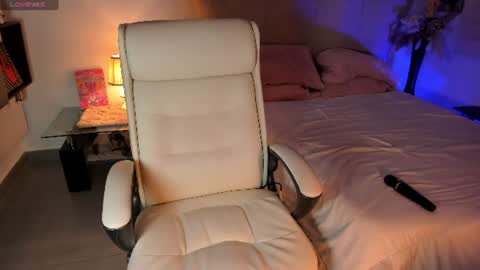 natalia  -  online show from July 16, 3:22 am