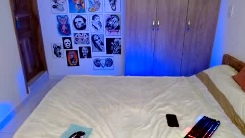 Rachel online show from January 12, 10:04 pm