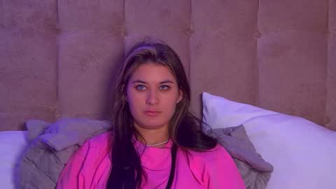 RachellSimpson online show from March 12, 4:30 am