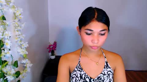 raindrizzle1706 online show from November 20, 6:36 am