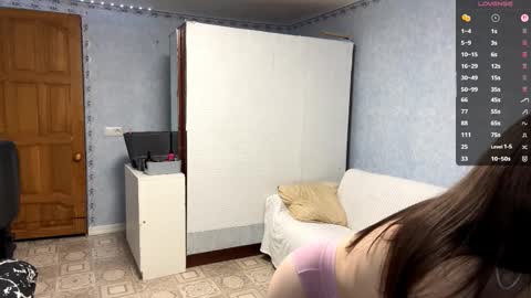 Lia online show from December 14, 8:03 pm