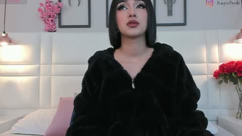 raquel Hyde online show from July 13, 1:34 pm