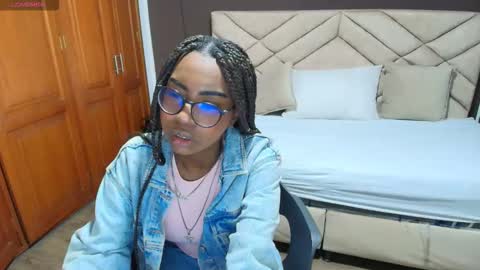 Raquel online show from November 6, 12:11 pm