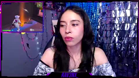   online show from May 1, 8:39 am