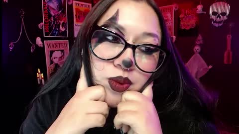Snapshot of raven_darkk chatting on October 11, 6:43 pm Raven online show from October 11, 6:43 pm
