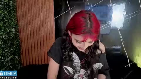 raven_rox_ online show from June 23, 7:12 pm