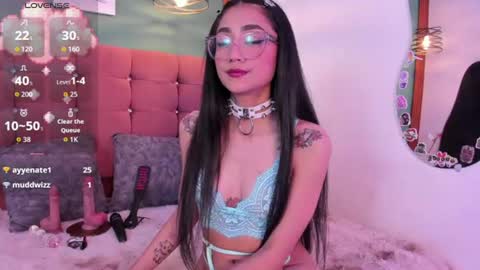 raven_smith_ online show from July 10, 5:41 am