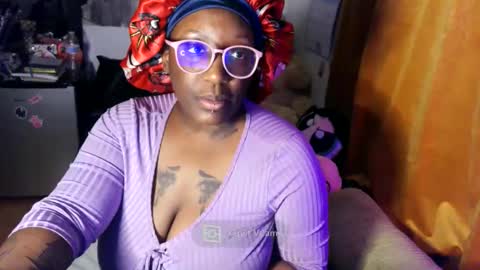 ravenous_rabbii online show from March 14, 1:17 am