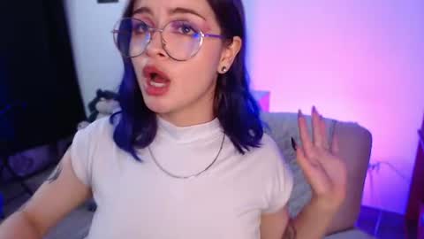 raventh_ online show from July 5, 4:19 am