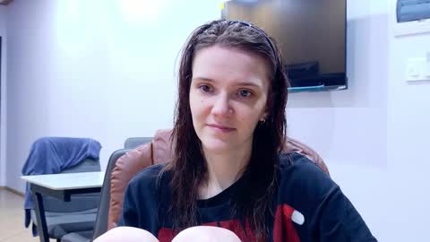 Ray-Ray online show from January 10, 11:37 am