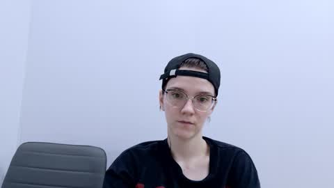 Ray-Ray online show from March 6, 5:19 pm