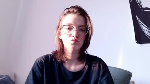 Ray-Ray online show from June 8, 6:19 pm