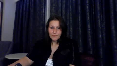 Next Door Nicole online show from August 8, 5:37 am