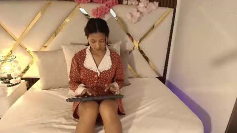 DONCELLA online show from July 2, 2:01 pm