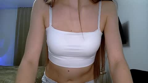 Amanda online show from December 17, 4:44 pm